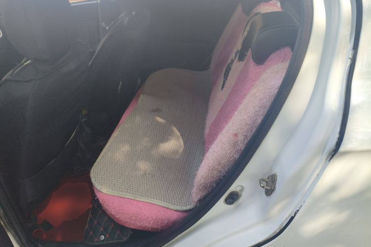 Used Oley Oley 2014 Hatchback 1.5L Manual Luxury Model
