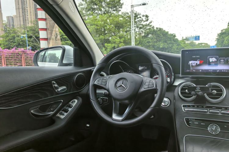 Used Mercedes-Benz C-Class 2015 C 200 station wagon