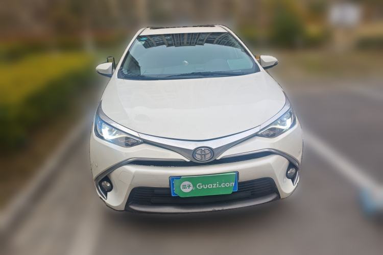 Used Toyota Levin 2017 Revised Dual-Engine 1.8H GS E-CVT Elite Sunroof Version China V Standard Front