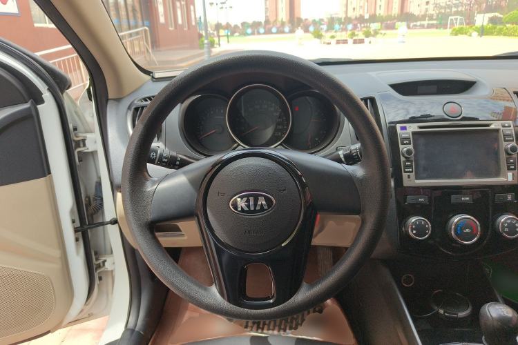 Used Kia Forte 