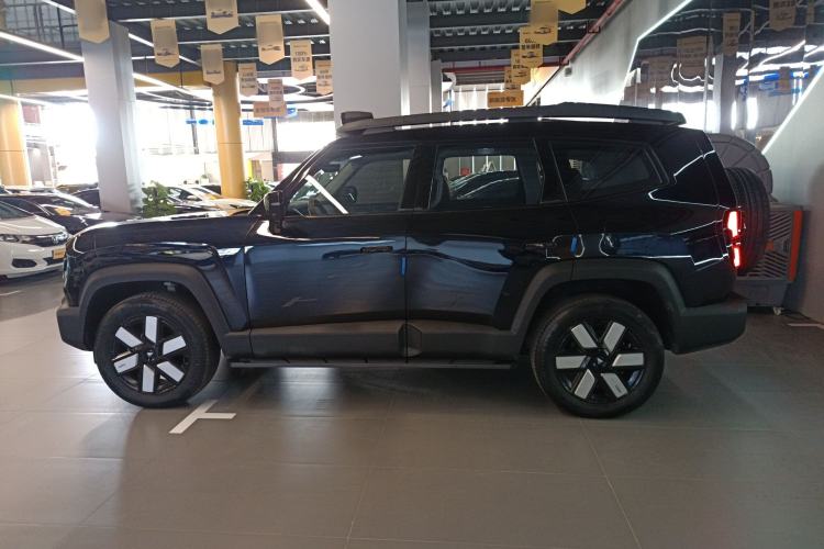 Used Deepal G318 2024 Four-Wheel-Drive Air Suspension Model
