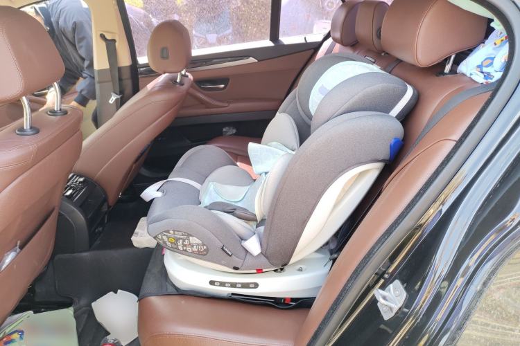 Used BMW 5 Series 2014 520Li Elegant Model
