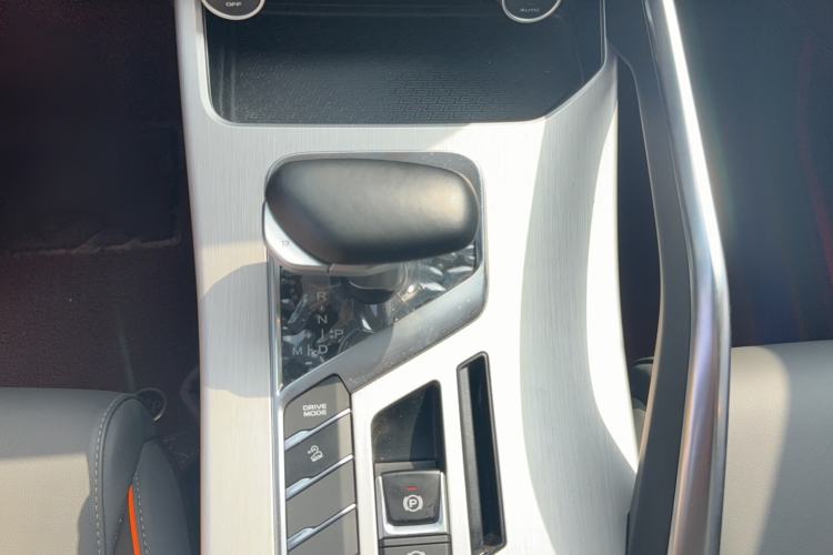 Used Geely Auto Coolray 2023 1.5T DCT Platinum Edition
