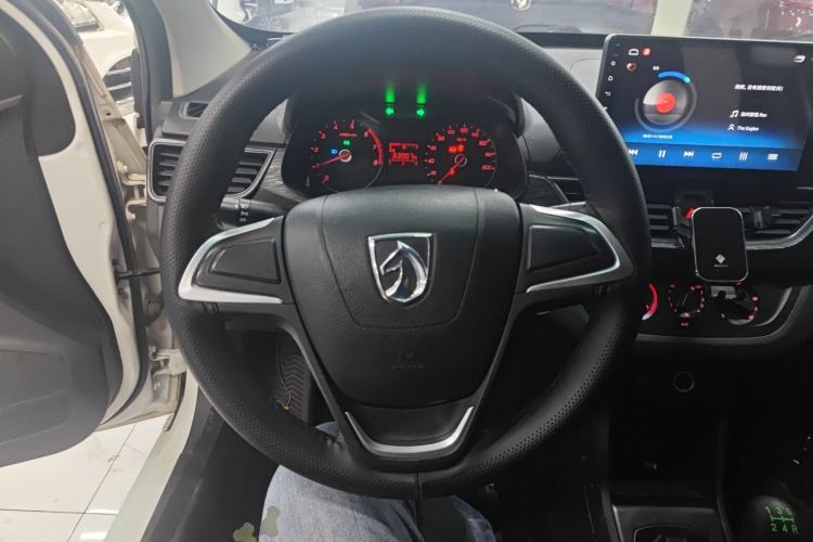 Used Baojun 310 2016 1.2L manual Comfort trim level