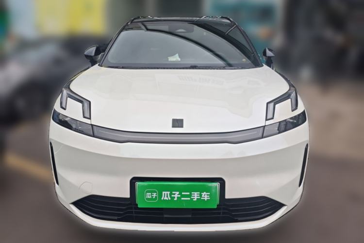 Used Lynk & Co 08 EM-P 2025 120km Long-Range Pro