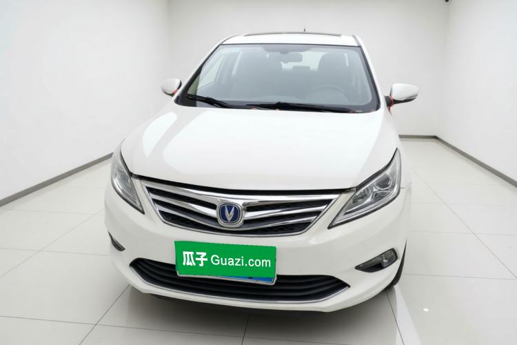 Used CHANGAN Eado 2015 1.6L Manual Luxury Model China IV Standard Front