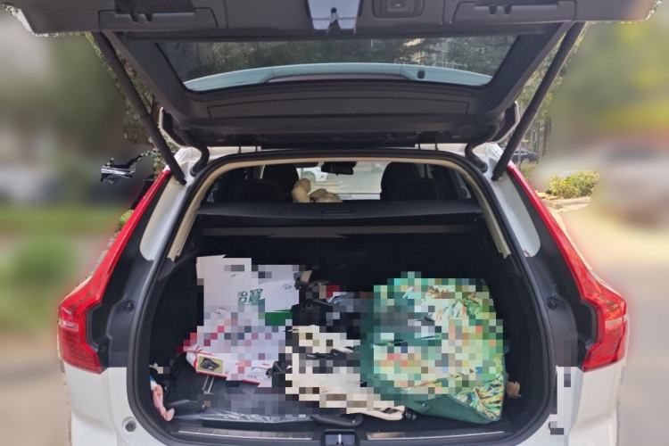 Used Volvo XC60 2019 T5 4x4 Smart Edition China V Standard