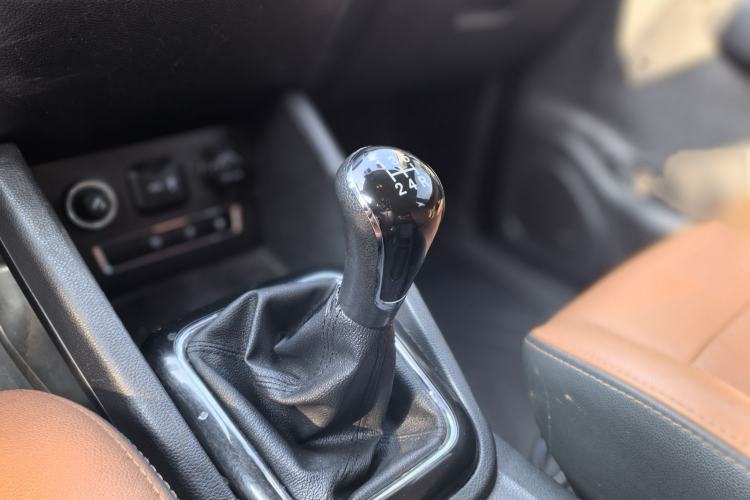 Used Oshan CX70 2016 1.6L Manual Luxury Model