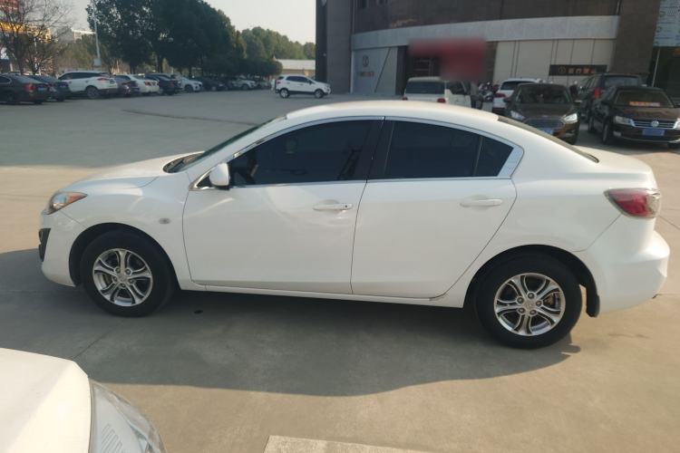 Used Mazda 3 2015 Sedan 1.6L Automatic Comfort Model Left Side