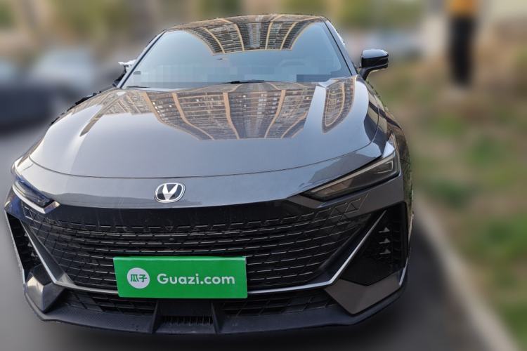 Used Changan UNI-V 2022 1.5T Prestige Version
