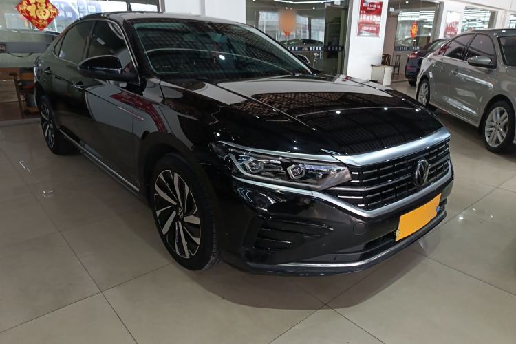 Used Volkswagen Passat 2023 330TSI Luxury Edition
