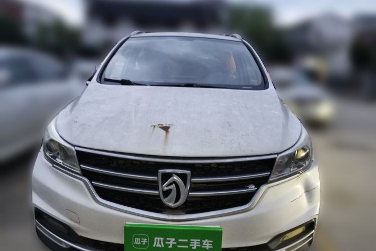 Used Baojun 730 2019 1.5L Manual Fashion Model 7-seater National V Front