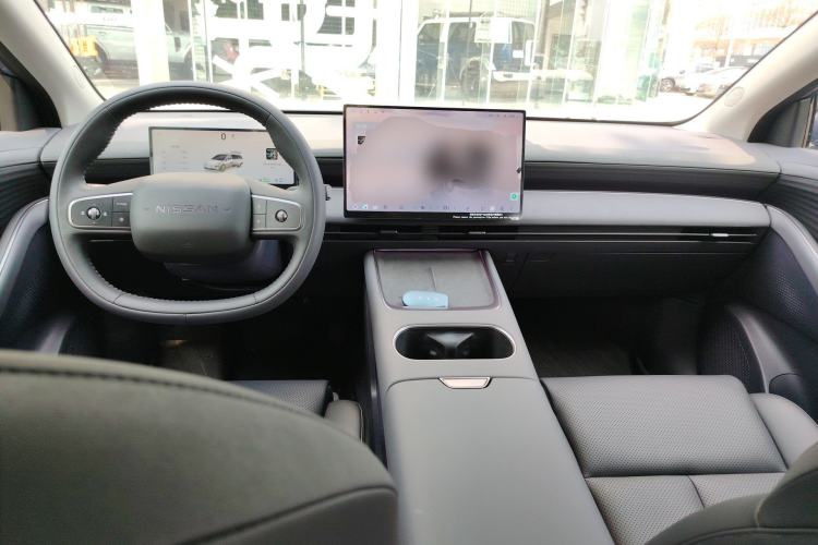 Used Nissan N6 2026 Model 180 Max Center Console