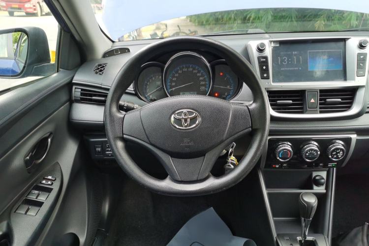 Used Toyota YARiS L Zhi Xiang 2017 1.5E CVT Dynamic Edition Steering Wheel
