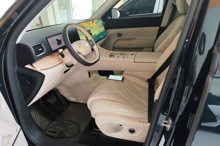 Used Chery T11 2026 Model 220 All-Wheel Drive Family Fun Edition