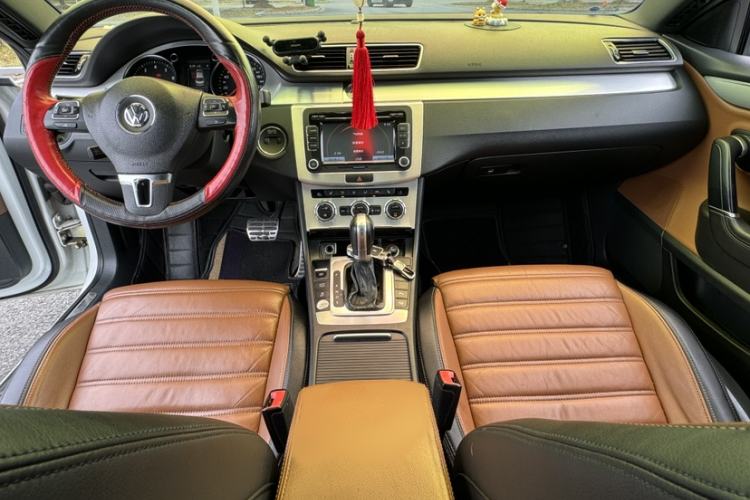 Used Volkswagen FAW-Volkswagen CC 2016 1.8TSI Luxury Model
