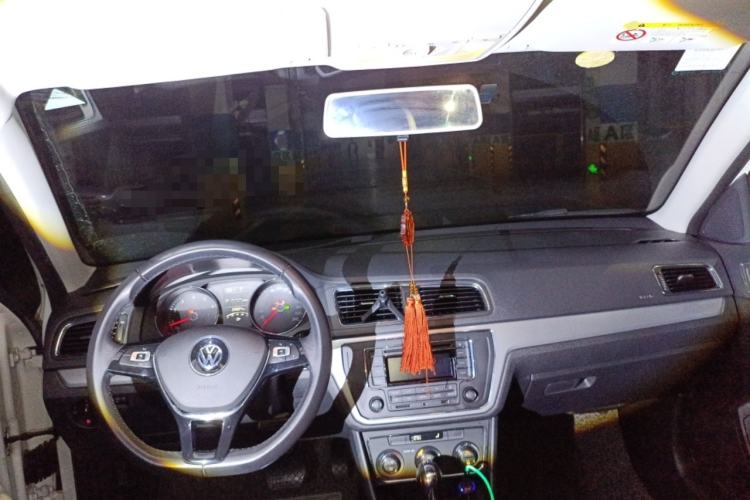 Used Volkswagen Gran Lavida 2017 230TSI DSG Comfort Edition Center Console