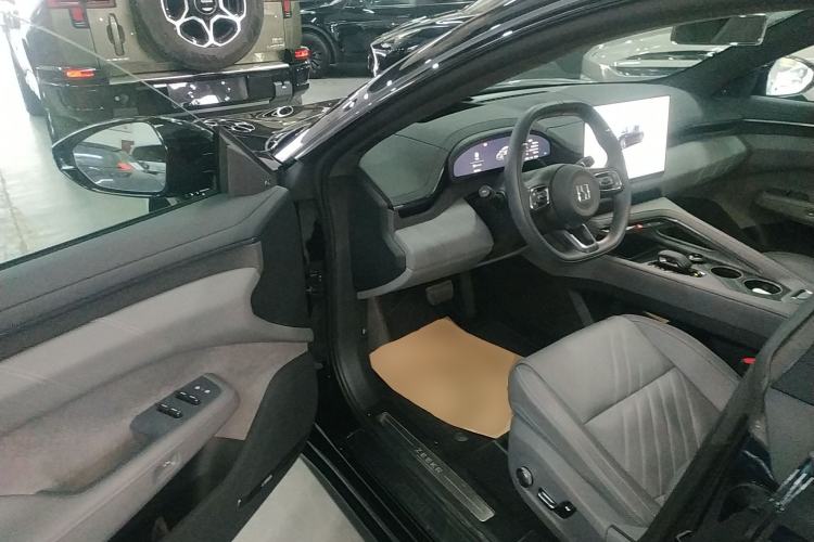 Used Zeekr 001 2025 WE Edition 95 kWh All-Wheel Drive
