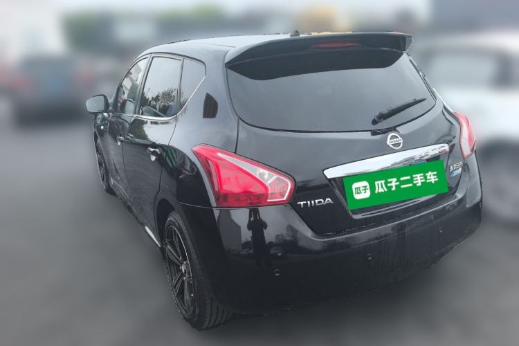 Used Nissan Tiida 2011 1.6L CVT Smart Version