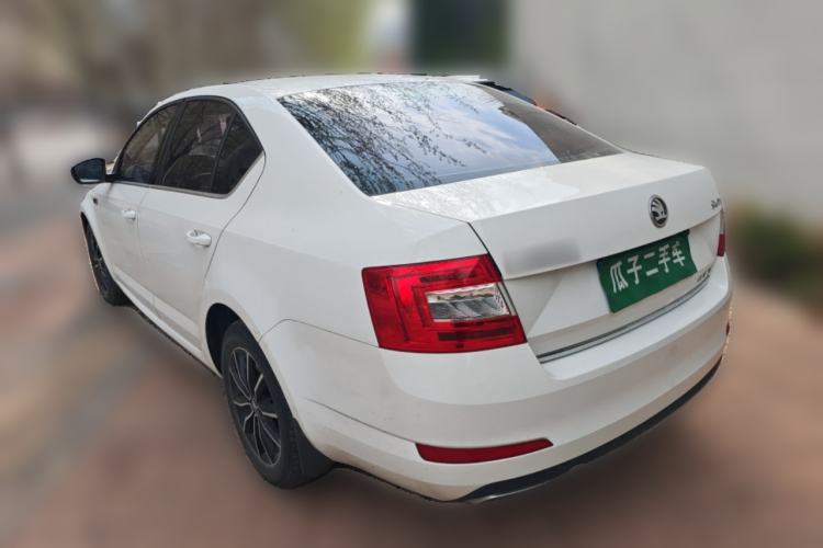 Used Skoda Octavia 2017 1.6L Automatic Smart Drive Edition
