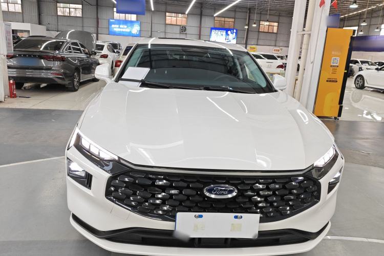 Used Ford Mondeo 2025 1.5T EcoBoost Luxury Version