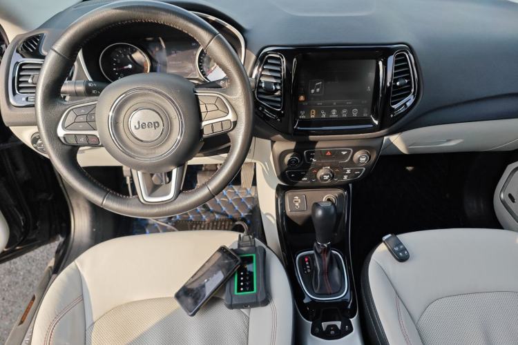 Used Jeep Compass 2017 200T Automatic Prestige Edition
