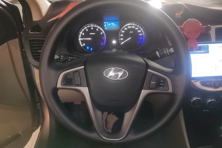 Used Hyundai Verna (older generation) 2014 1.4L Automatic Smart GLS
