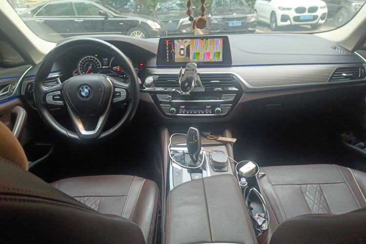 Used BMW 5 Series New Energy 2018 530Le Luxury Package Center Console