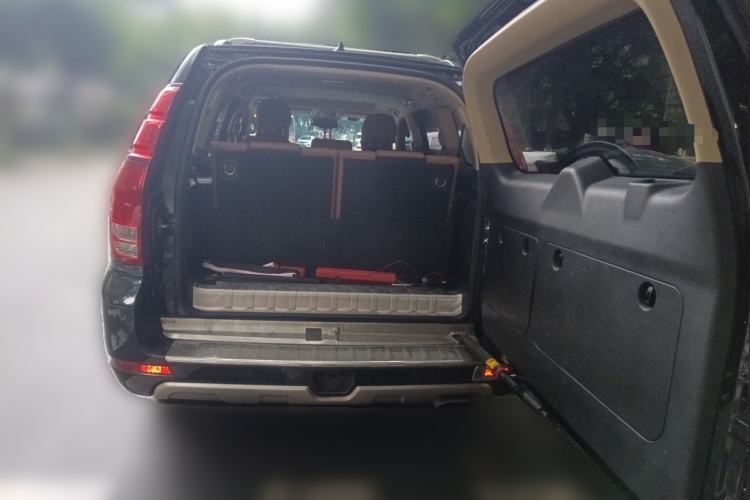 Used Haval H9 2015 2.0T Four-Wheel Drive Ultra-Luxury 7-Seater