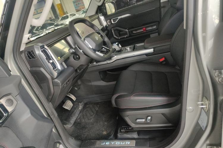 Used JETOUR Traveler 2025 2.0TD DCT XWD Cross-country Left Front Seat