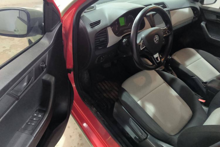 Used Skoda Fabia 2016 1.4L Automatic Car Enjoy Edition