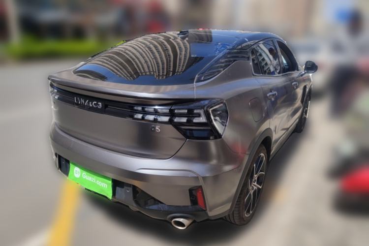 Used Lynk & Co 05 2020 2.0TD Two-Wheel Drive Shine Halo Rear Right 45 Deg