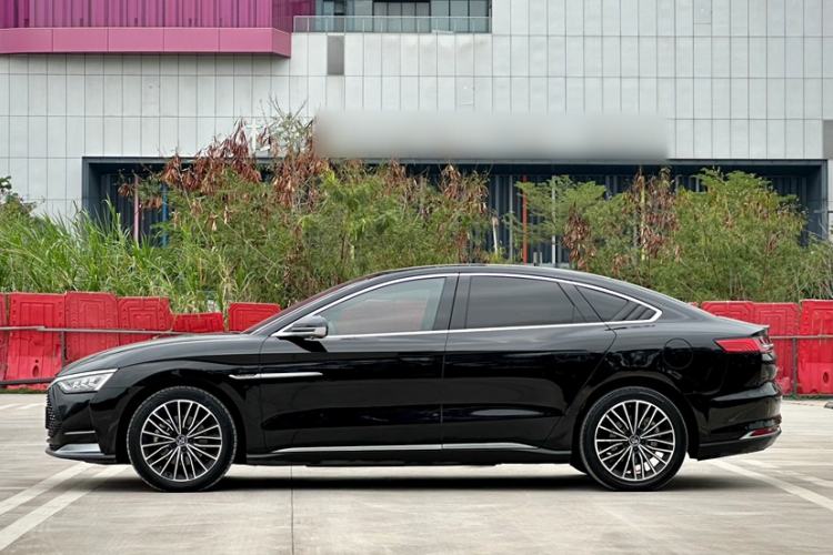 Used BYD Han 2020 DM Four-Wheel Drive Performance Edition Luxury Model Exterior 6