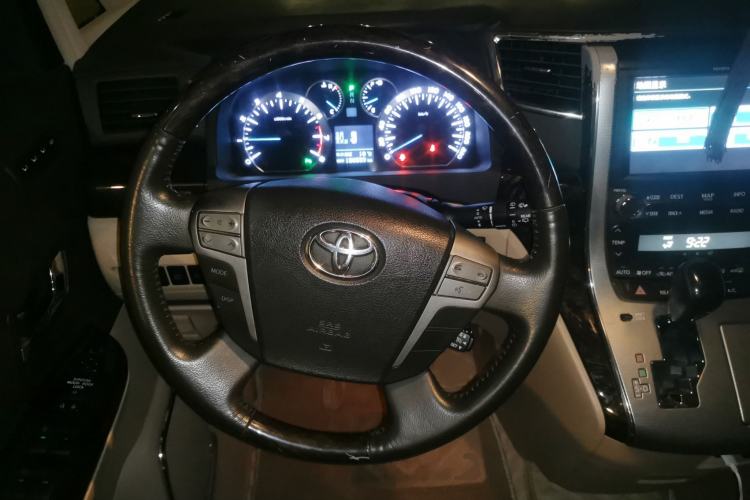 Used Toyota Alphard 2012 3.5L Luxury Edition