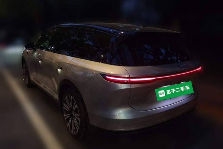 Used Nio ES8 2024 75 kWh Executive Edition
