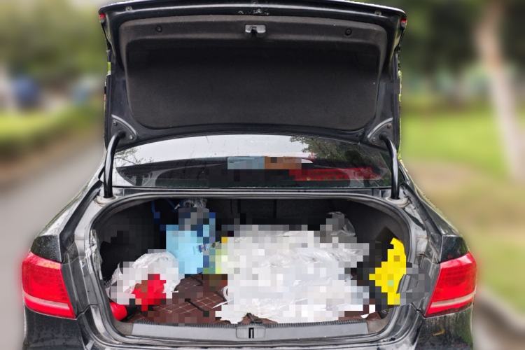 Used Volkswagen Magotan 2012 1.8TSI Prestige Model Trunk