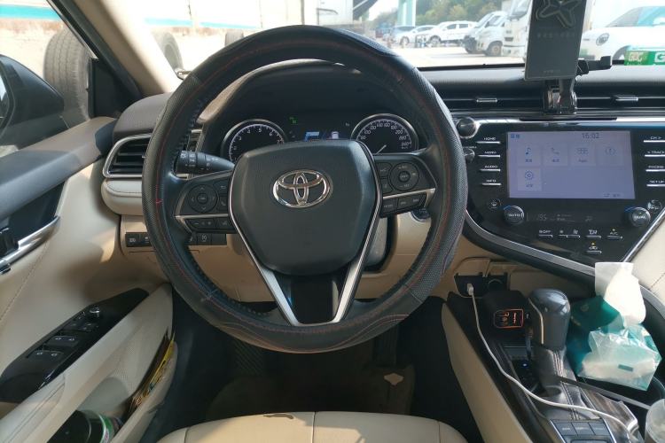 Used Toyota Camry 2018 2.5G Luxury Edition Steering Wheel