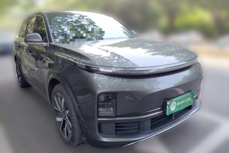 Used Li Auto L8 2023 Pro Model Front Right 45 Deg