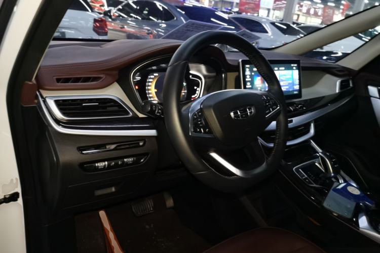 Used Geely Auto Jiajie New Energy 2022 1.5TD PHEV Platinum Luxury Edition Center Console