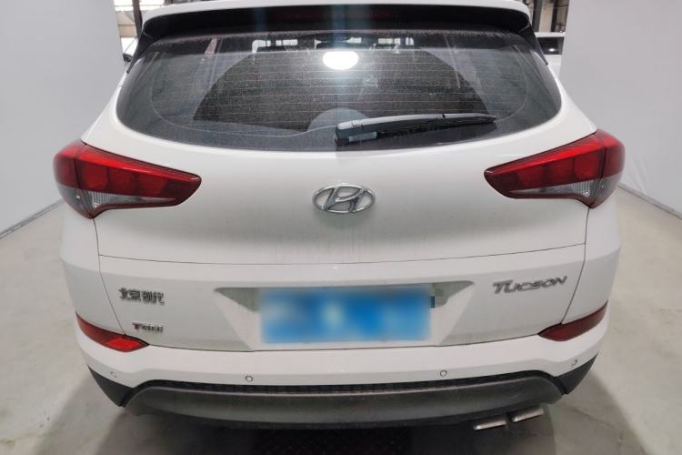 Used Hyundai Tucson 2015 1.6T Dual-Clutch Two-Wheel-Drive Smart Model Rear