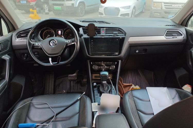 Used Volkswagen Tiguan L 2019 Revised Version 280TSI Automatic Two-Wheel Drive Panoramic Comfort Edition China VI Standard