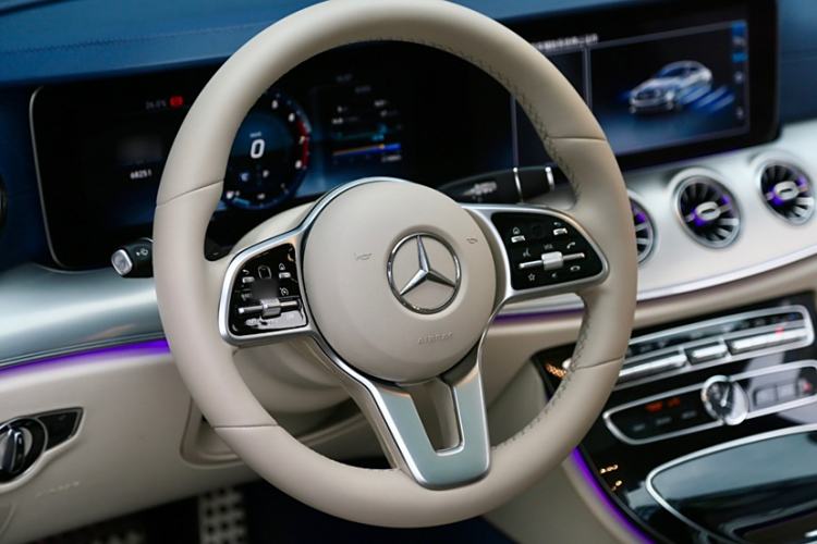 Used Mercedes-Benz E-Class 2019 E 200 4MATIC Coupe
