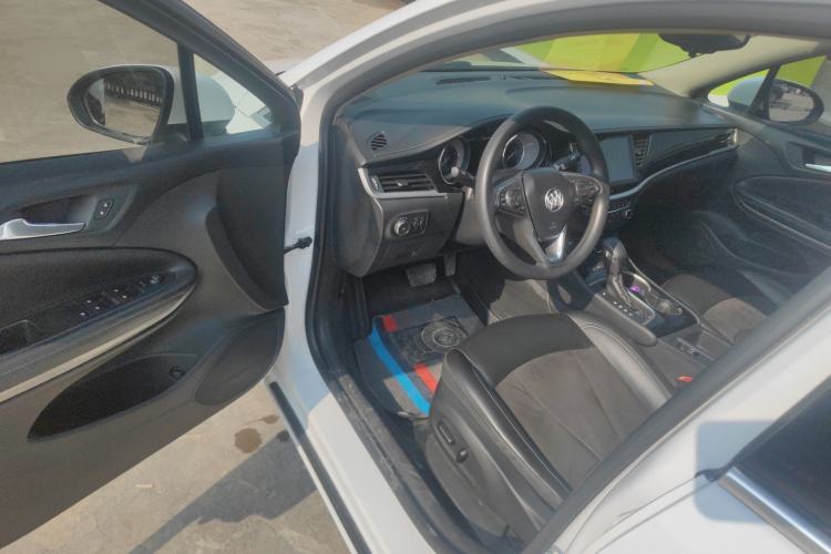 Used Buick Verano 2015 Sedan 20T Dual-Clutch Luxury Model
