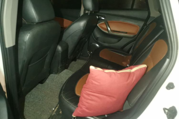 Used Haima S5 2015 1.5T CVT Luxury Model Left Rear Seat