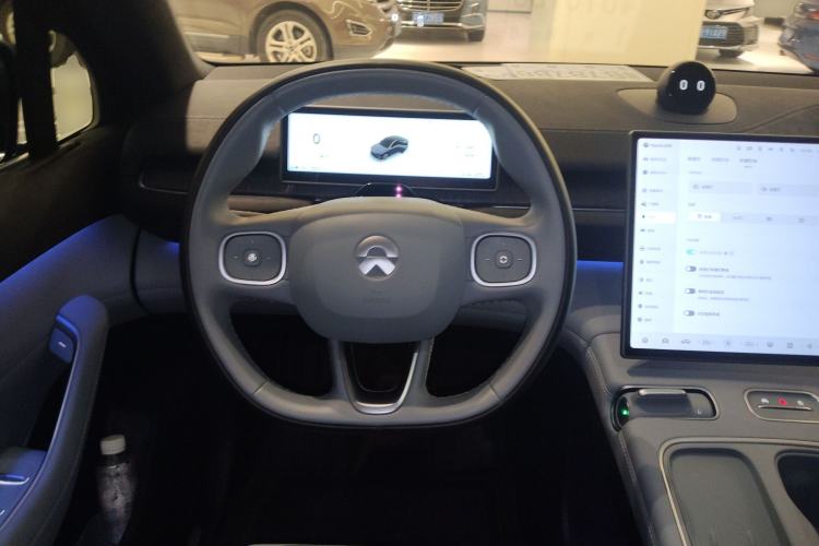 Used Nio EC6 2023 75 kWh Steering Wheel