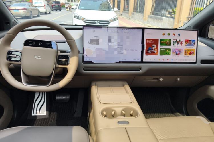 Used Li Auto i6 2025 Model Two-Wheel-Drive Standard Type