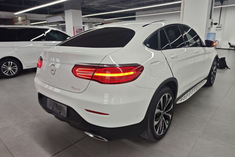 Used Mercedes-Benz GLC Coupe 2017 GLC 260 4MATIC Coupe SUV
