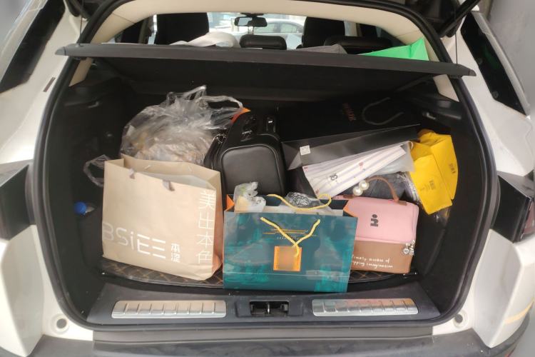 Used Land Rover Range Evoque 2016 2.0T SE Smart Glow Edition Trunk