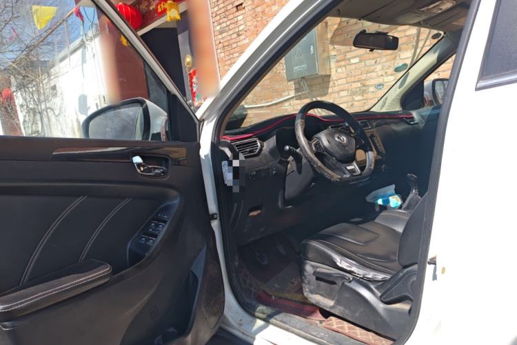 Used Dongfeng Fengon 580 2016 1.8L Manual Comfort Model Driver Seat