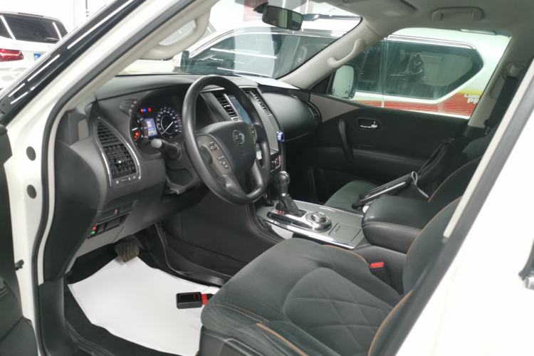 Used Nissan Patrol 2018 4.0L LinkedIn Edition Left Front Seat